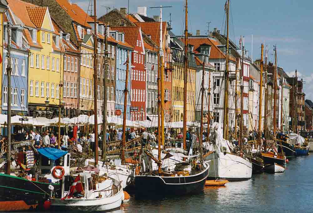 08 - Dinamarca - Copenhague, calle Nyhavn